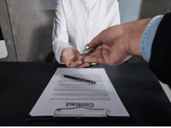 Secao vai definir se o Tema 938 e aplicavel aos casos de resolucao do contrato por culpa da construtora e se a prescricao e trienal ou decenal