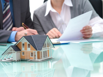 Consulta jurídica imobiliária: o que é e como funciona?