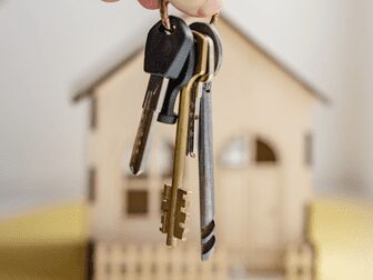 Em contrato de leasing, é possível converter reintegração de posse em execução quando o bem não é localizado