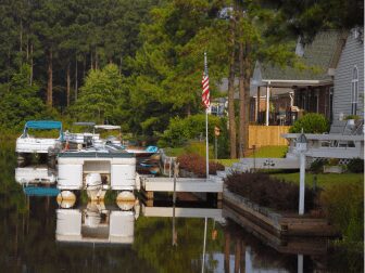 Possuidor de imóvel encravado tem direito à passagem forçada