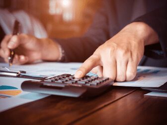 Audiência pública vai discutir cálculo da tarifa de água em condomínios com hidrômetro único