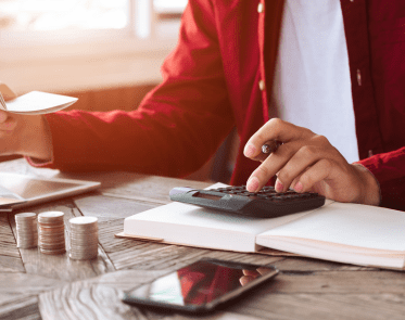 Cláusulas de Repasse de Despesas Extraordinárias de Condomínio em Contratos de Locação: O que a Lei Diz, Seus Direitos e Como Evitar Prejuízos