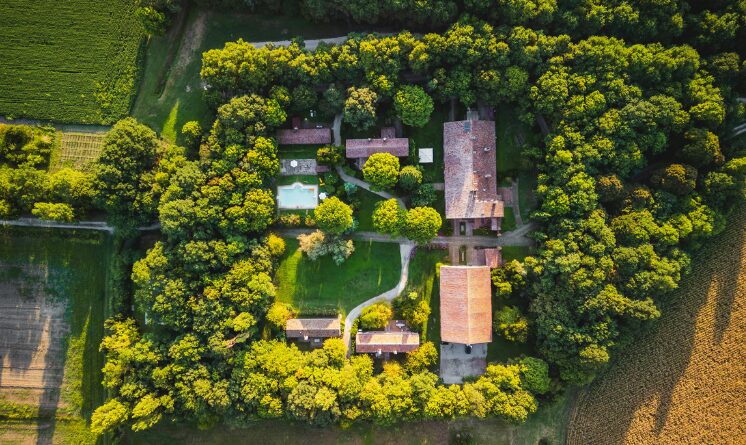 Função social da propriedade rural com área produtiva e uso adequado da terra